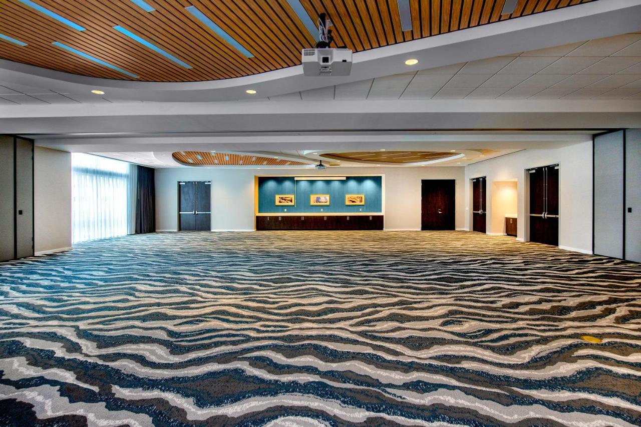 Springhill Suites By Marriott Boston Logan Airport Revere Beach Экстерьер фото
